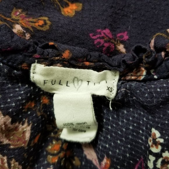 Full Tilt top XS floral print sleeveless tie neck cutout hi low shirttail hem - Picture 15 of 16